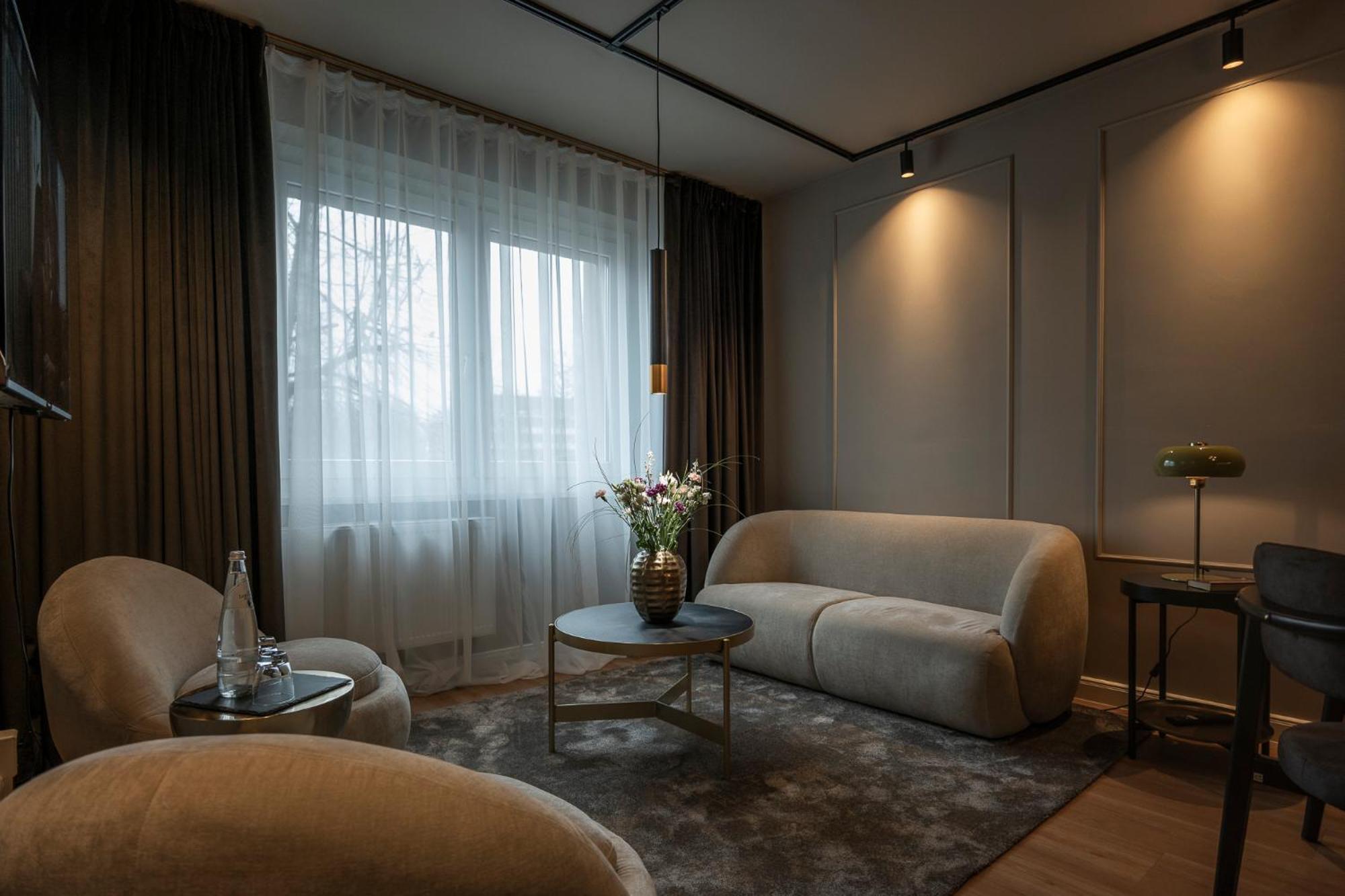 Leipzig Suites Bagian luar foto